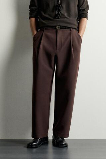 ZARA БРЮКИ RELAXED FIT СО СКЛАДКАМИ, ГРАНАТОВЫЙ