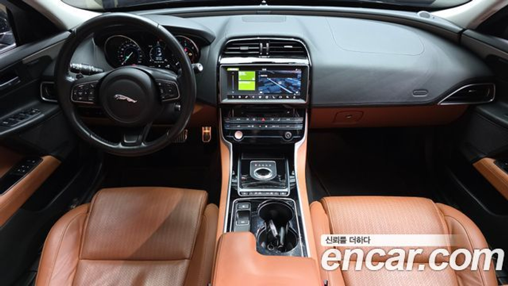 Jaguar XE 20d AWD — 2017