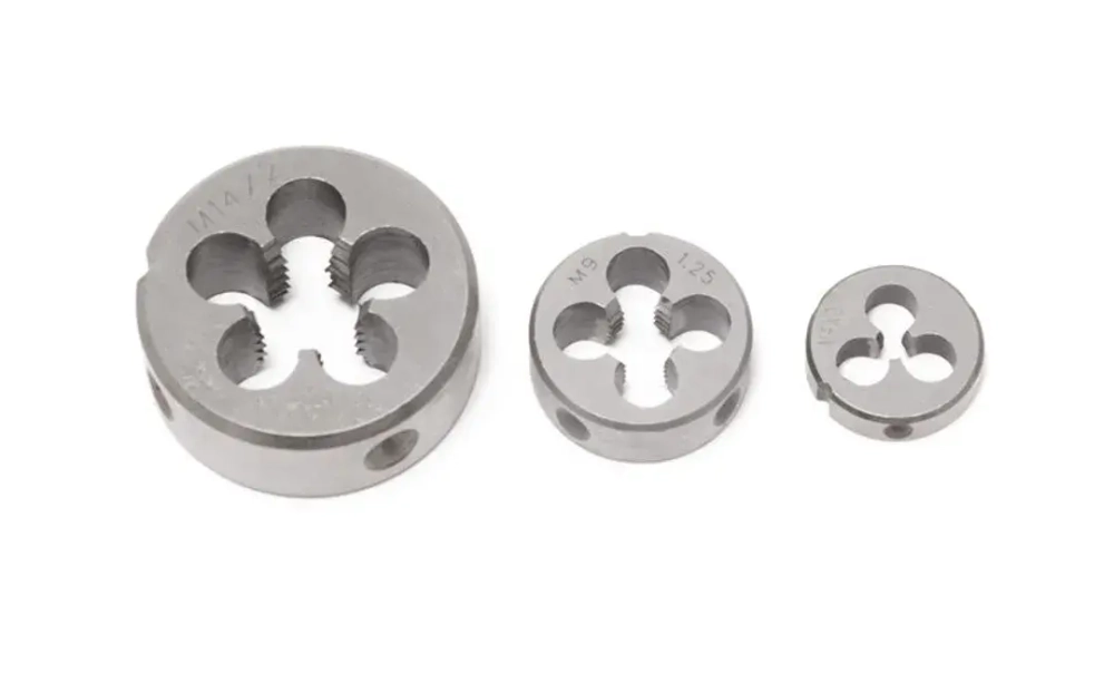 Плашка M14x2.0 ?38,в пластиковом футляре Forsage F-DIE14x2