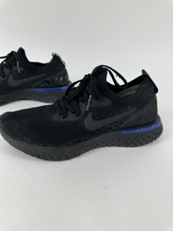 Кроссовки Nike