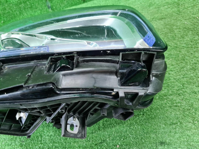 Фара правая Mercedes GLB X247 (2019-2023) LED