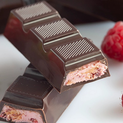 Пралине из белого шоколада и ягод PRALIN DELICRISP FRUITS ROUGES, IRCA Италия