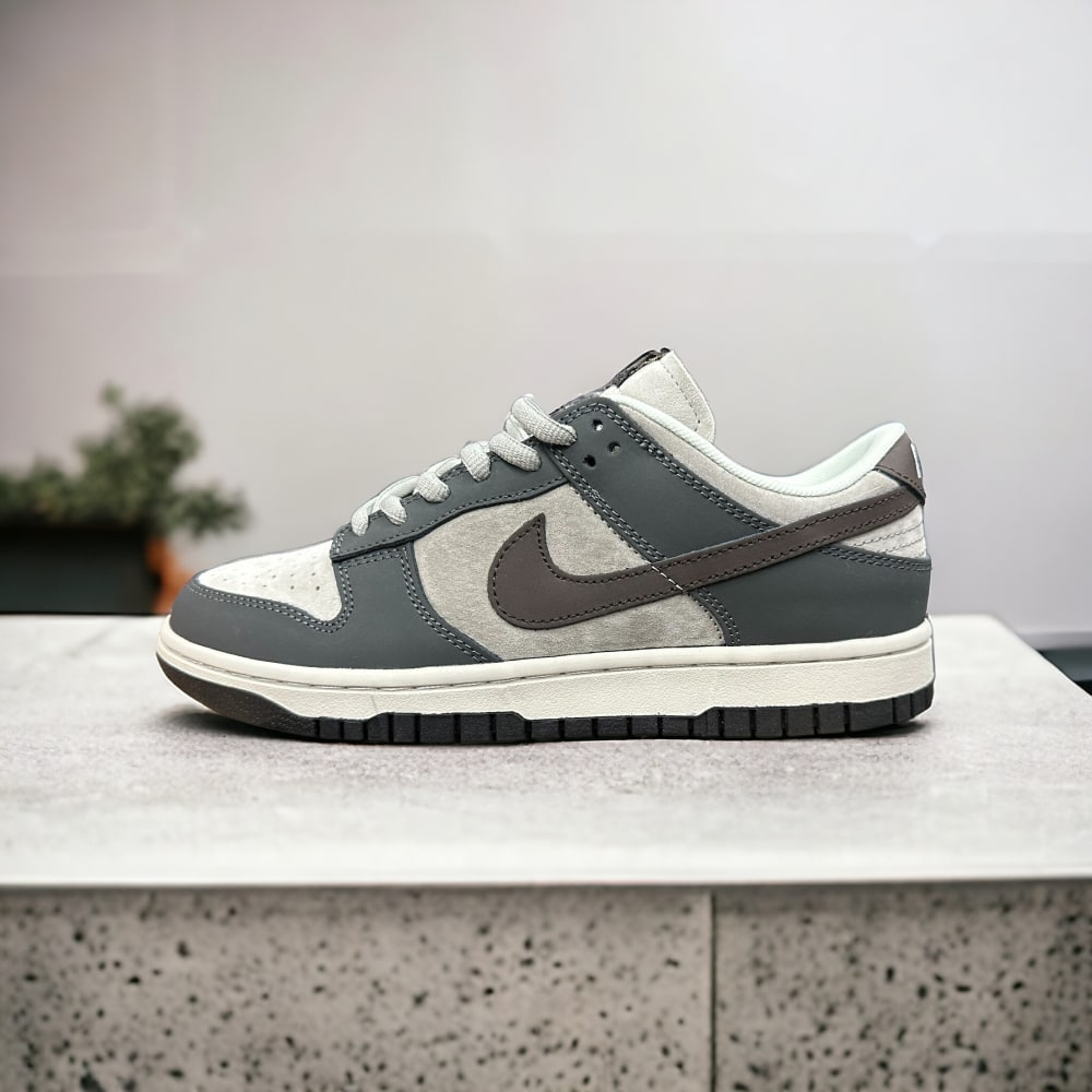 Nike SB Dunk Low • Gray Brown