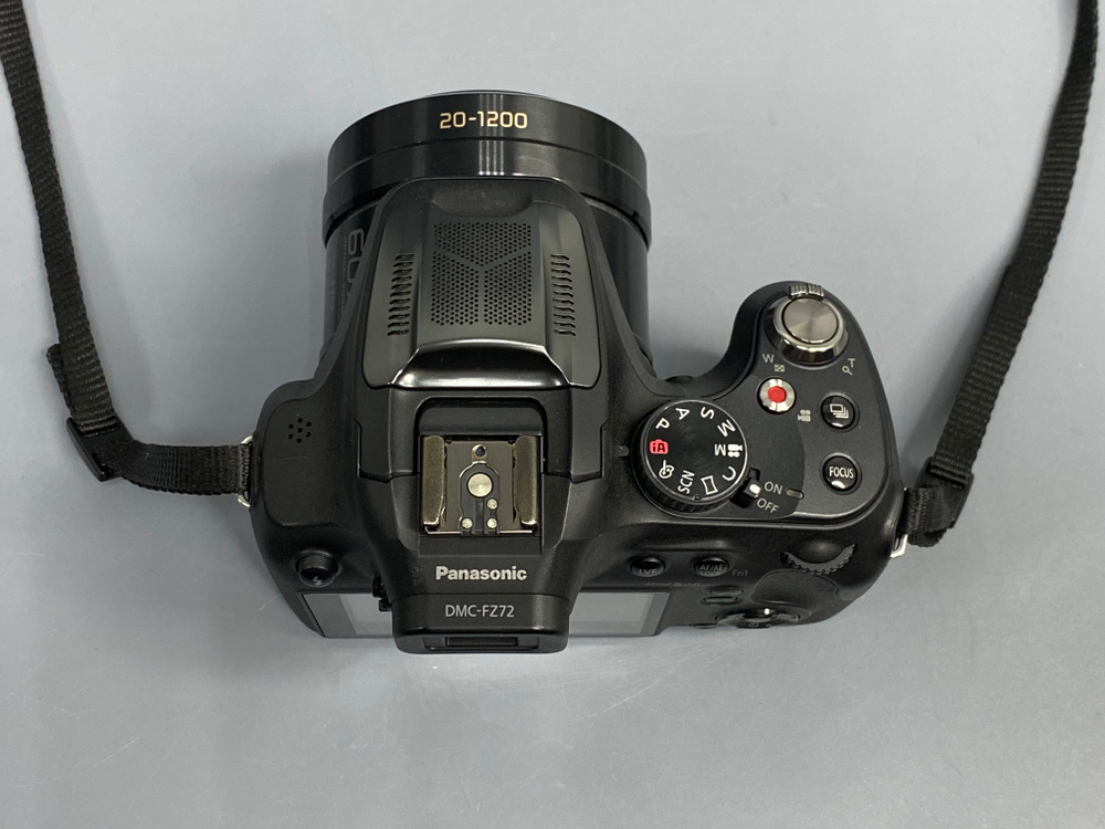 Panasonic Lumix DMC-FZ72
