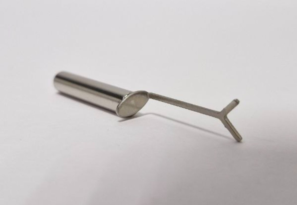 Магнит для Кошачьего глаза Арт.М001 Y-ВИД большой 2.7*0.6
