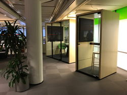 Lohko Phone Booth