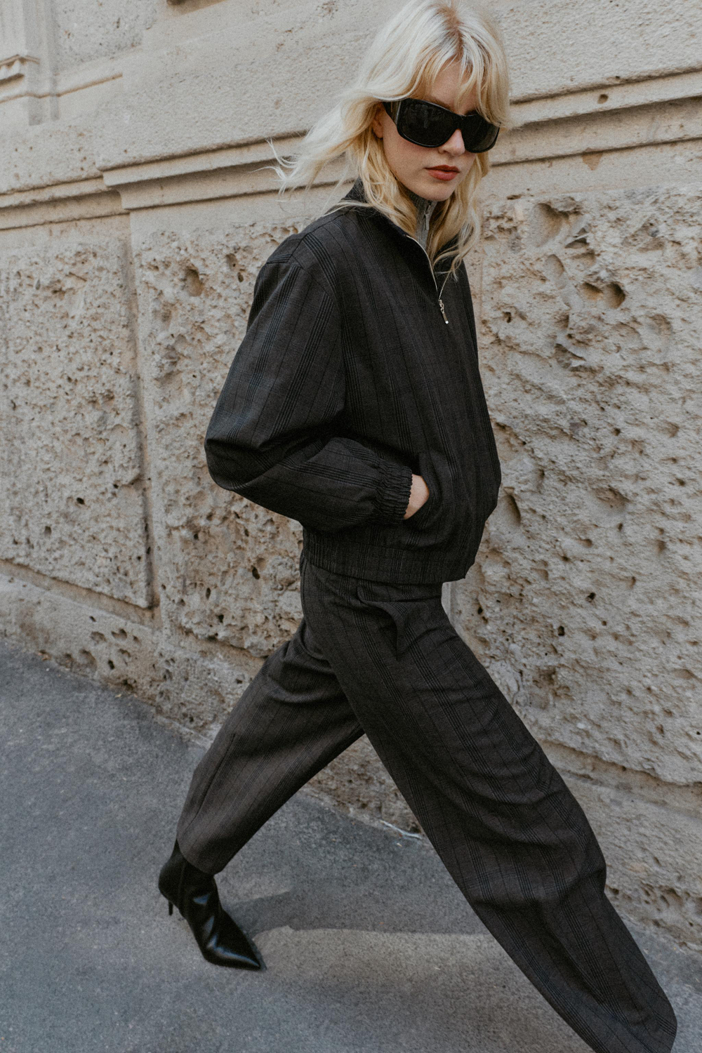 КУРТКА-БОМБЕР В КЛЕТКУ — ZARA