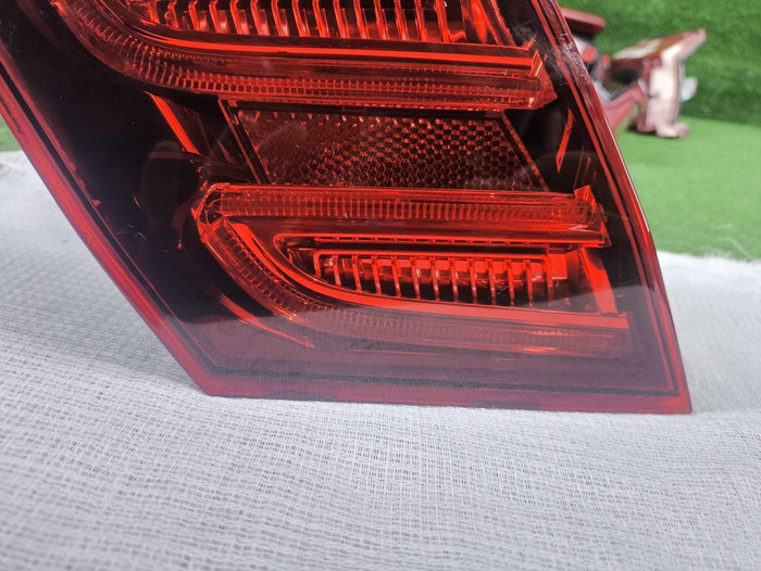 Фонарь левый внутренний Mercedes E W212 (13-16)