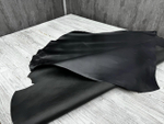 Лист кожи Vacchetta Wax Nero черный двойные плечи