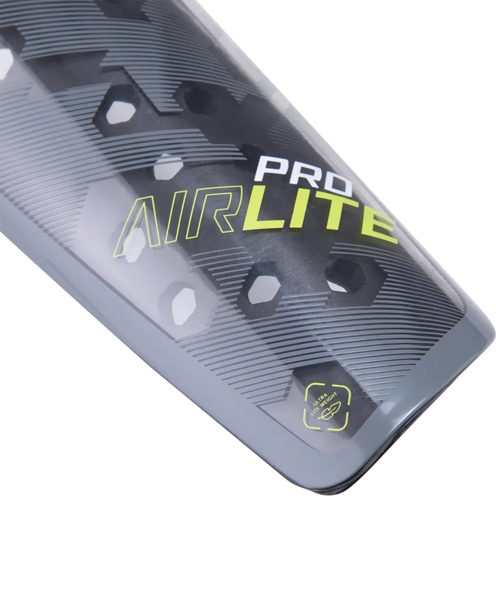 Щитки футбольные Jögel Proairlite