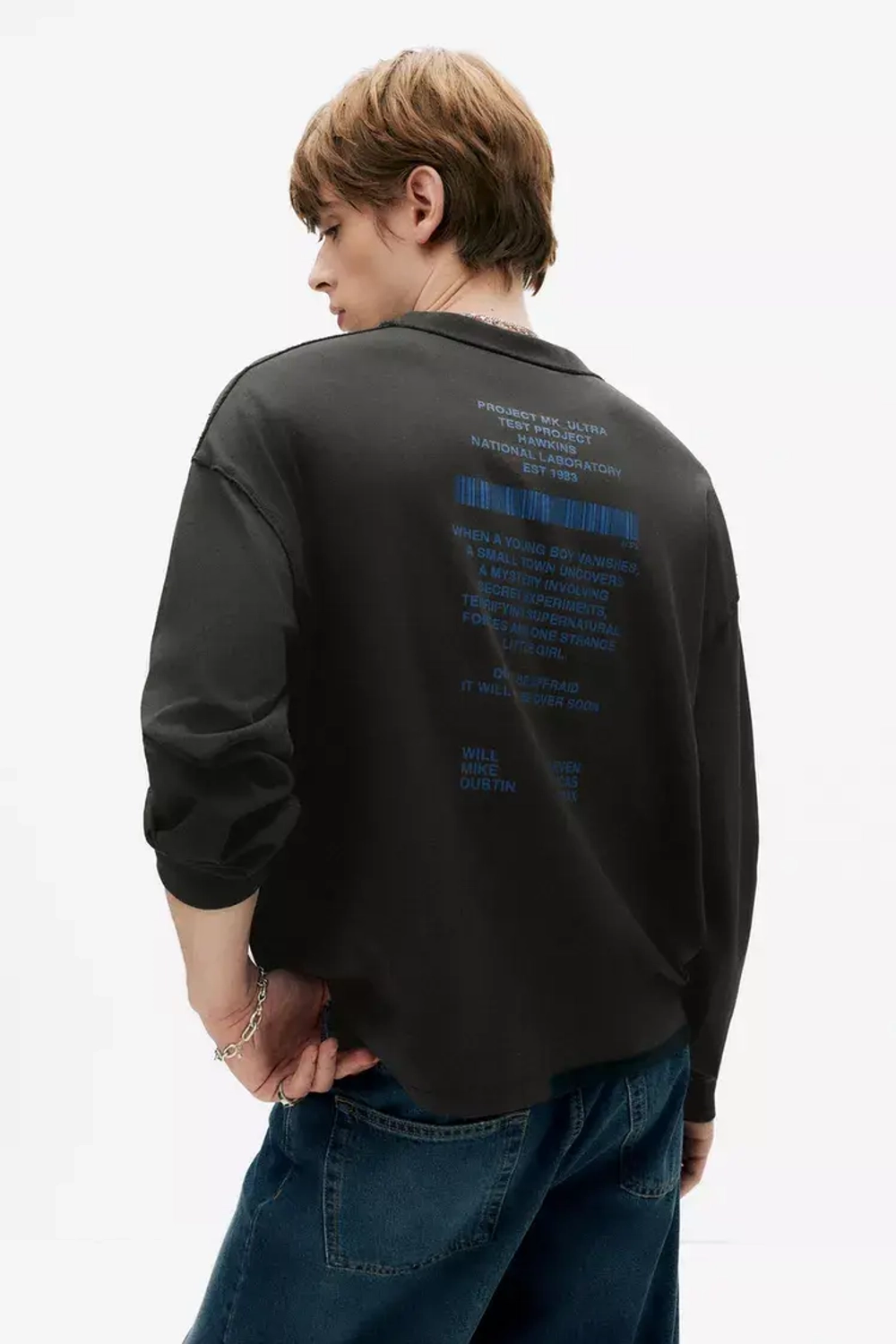 PULL&BEAR Футболка HNL "Stranger Things", темно-серый