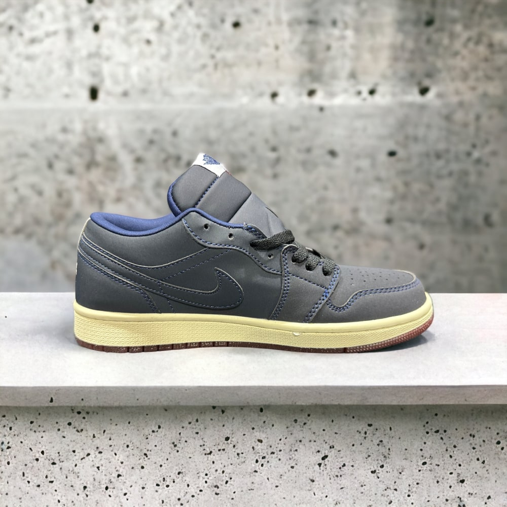 Nike Air Jordan 1 Low • Eastside Golf Green