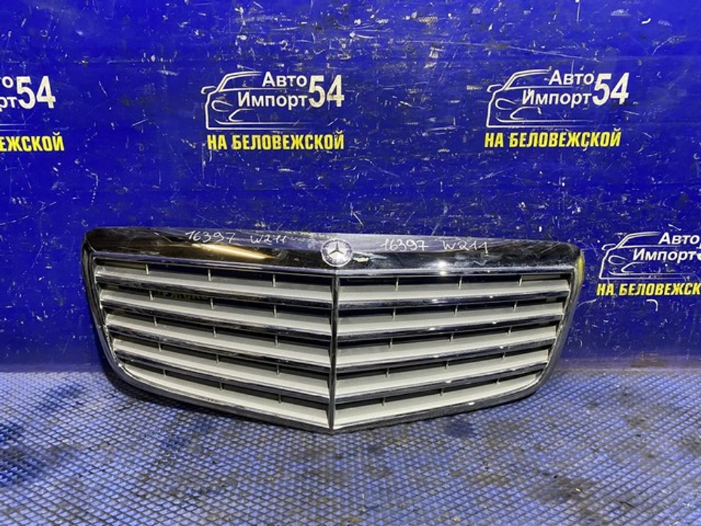Решетка радиатора MERCEDES BENZ E-CLASS 2006-2009
