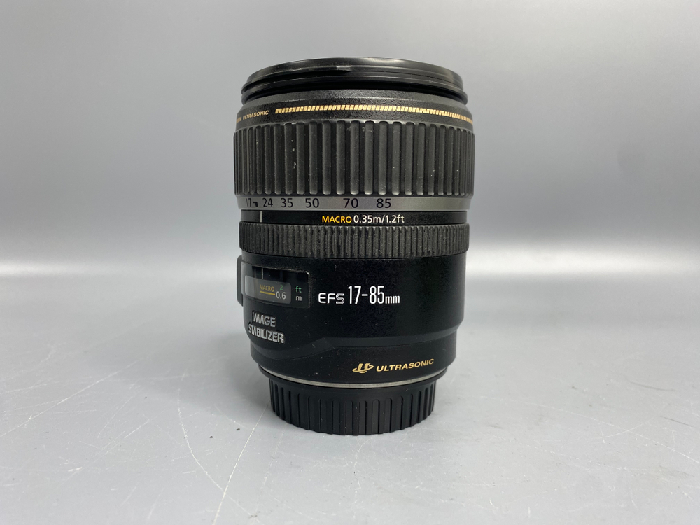 Canon EF-S 17-85mm 4-5.6 IS USM Царапины