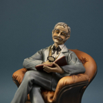 Фарфоровая мануфактура Capodimonte «Вечер за книгой»