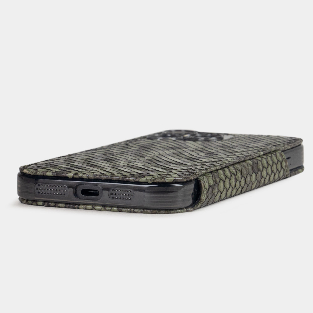 Чехол-книжка кожаная для iPhone 16 Pro Max, питон зеленого цвета