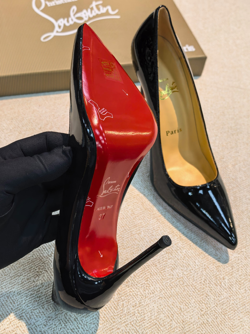 Туфли Christian Louboutin