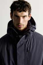 ТЕХНИЧЕСКАЯ ПАРКА С КАПЮШОНОМ WATER REPELLENT — ZARA