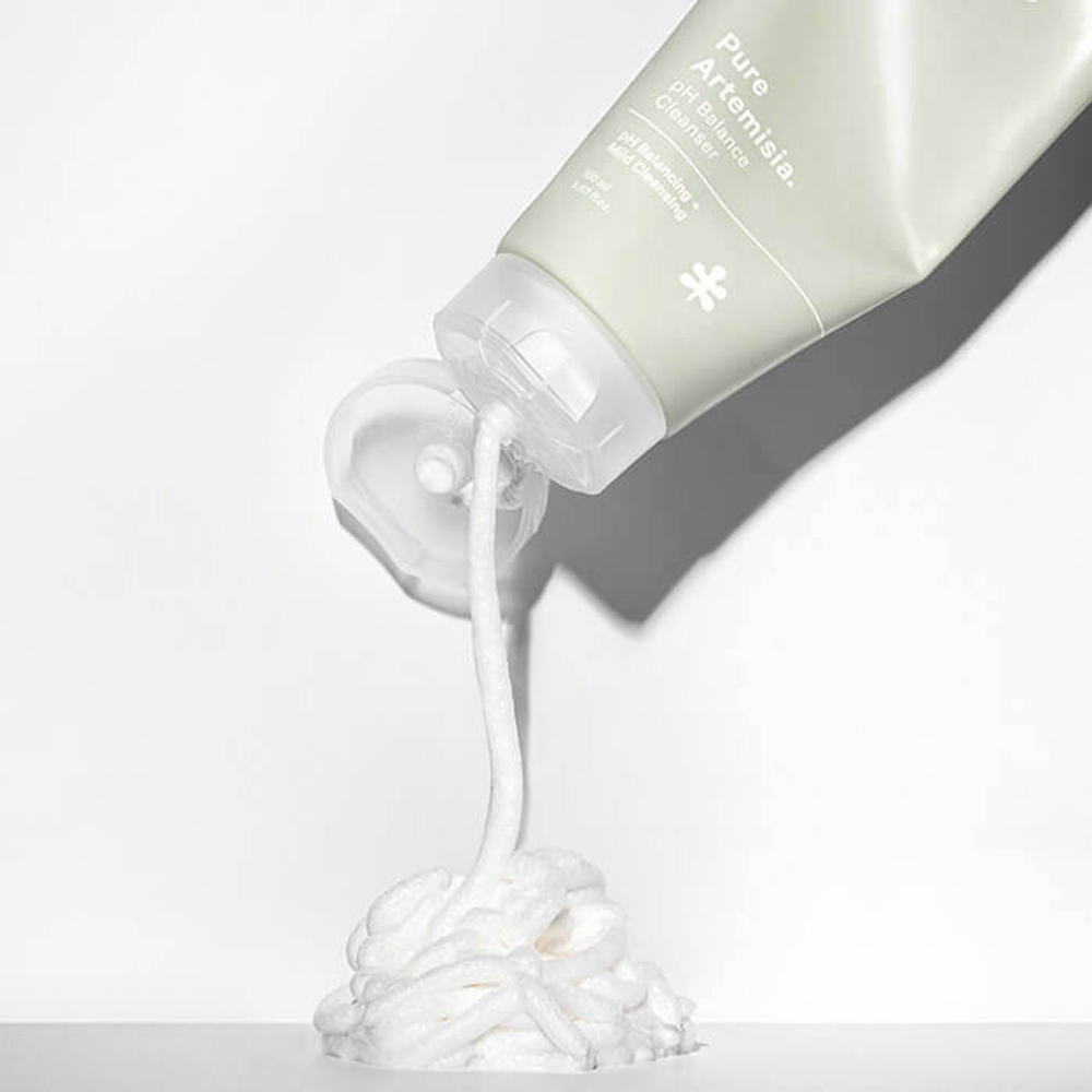 MenoMoso Слабокислотная пенка для умывания с экстрактом полыни - Pure Artemisia pH-balance Cleanser, 150мл.