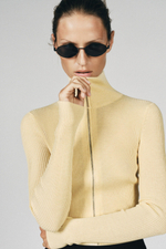 ПРИТАЛЕННЫЙ КАРДИГАН В РУБЧИК — ZARA