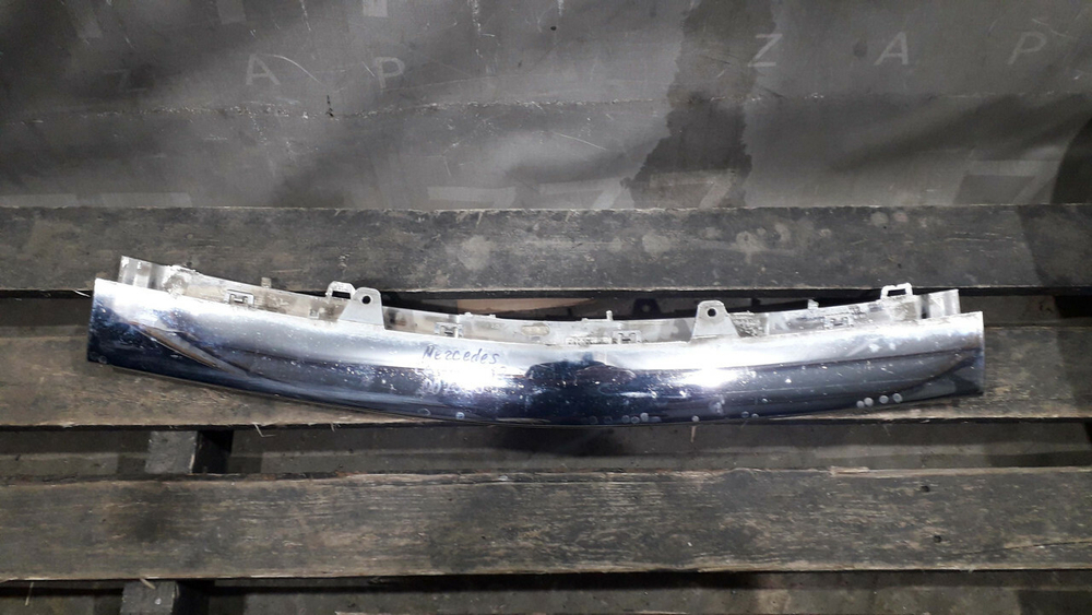 Накладка переднего бампера Mercedes GLE (C292) 15-19 Б/У Оригинал A2928852200
