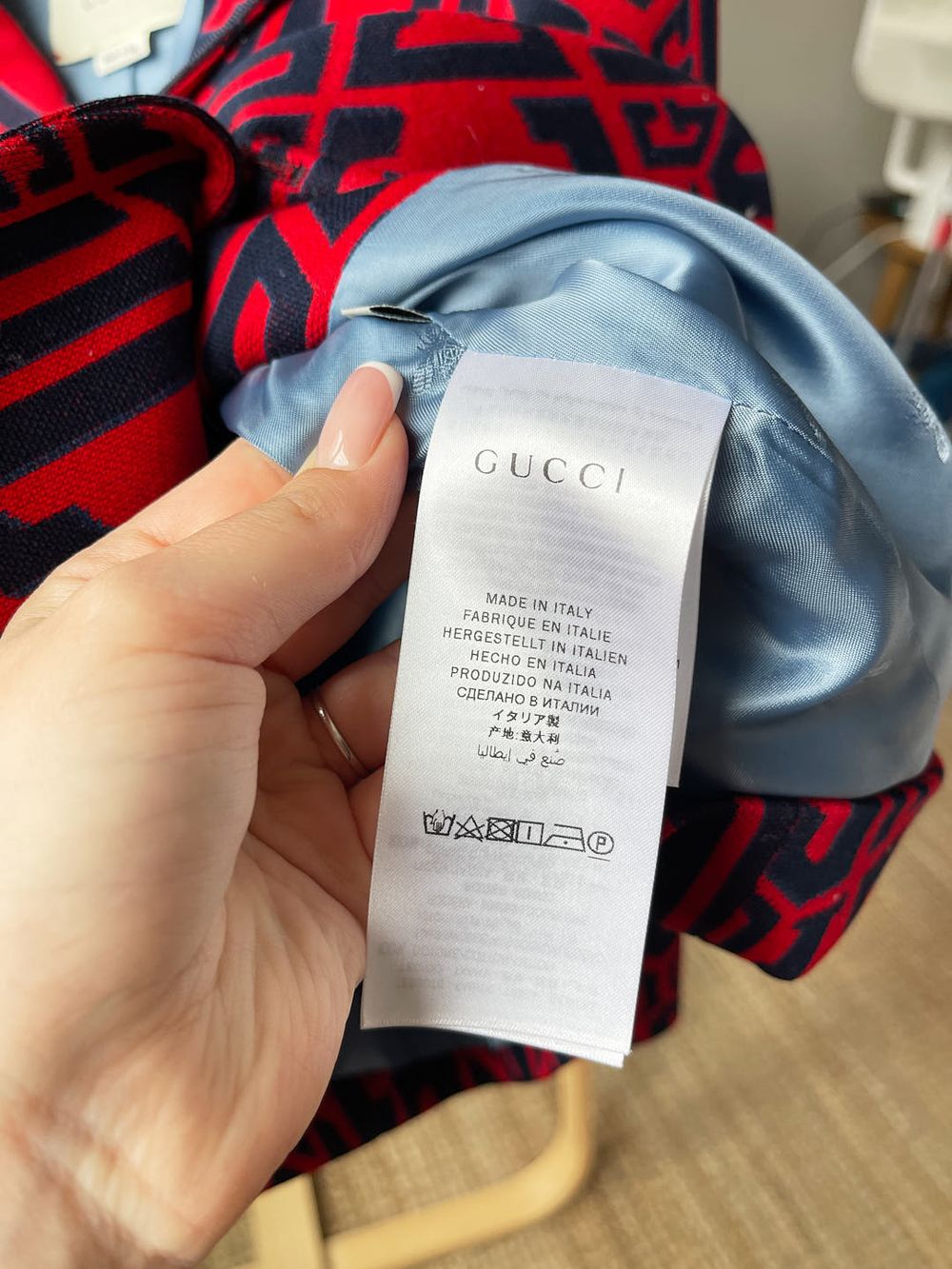 новый пиджак Gucci, 116