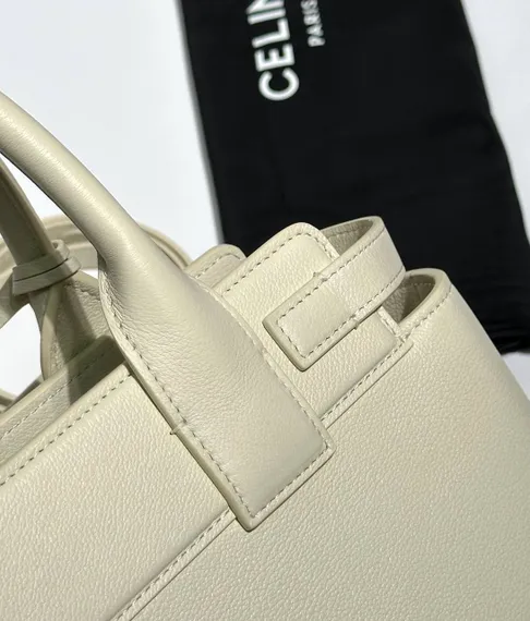 Сумки CELINE TEEN CONTI из натуральной телячьей кожи кремовый