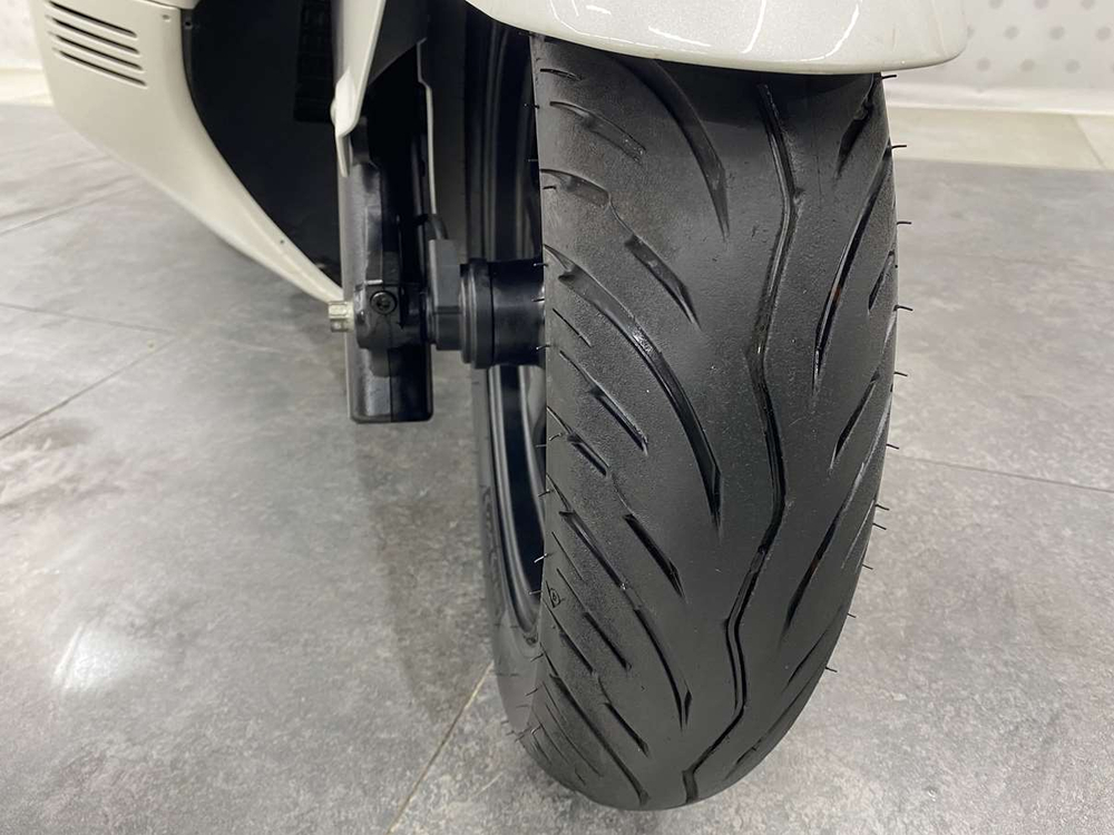 Suzuki Skywave 400 , 2006