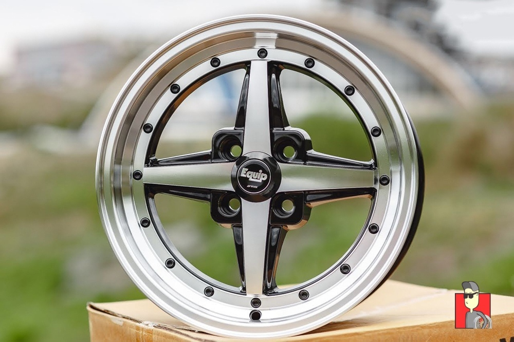 Комплект дисков Work Equip 01 15x7 et30 4x100