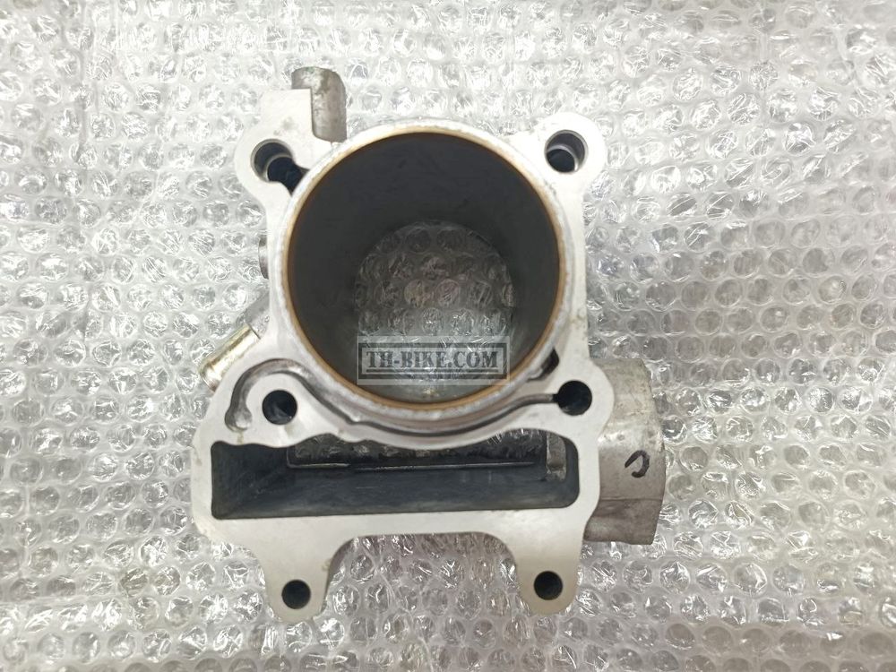 12100-KZY-700. CYLINDER COMP. HONDA