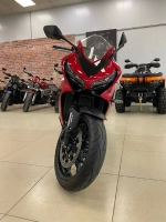 Honda CBR 650R, 2024 red