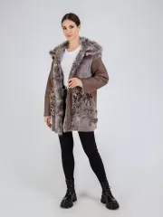 Дубленка зимняя с капюшоном натуральная