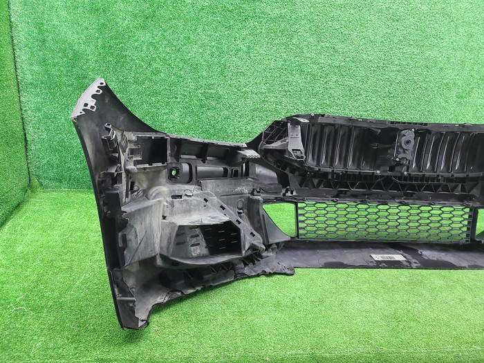 Бампер передний BMW 8er G14 18-22 M-paket В сборе