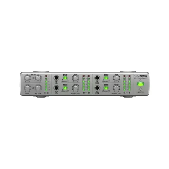 Behringer AMP800 - Предусилитель для наушников,4 раздельные секции стереоусилителя,2 микса на канал