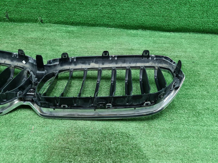 Решетка радиатора BMW 5er G30 (2020-2023)