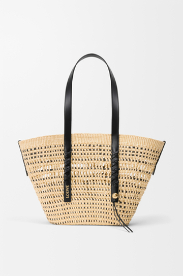Loewe Среднего плетеная сумка-корзина Braid из пальмы и телячьей кожи, натуральный/черный