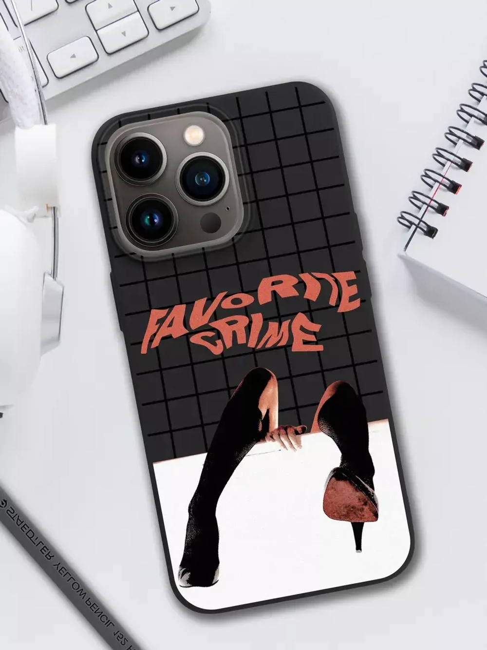 Чехол на iPhone 13 Pro с принтом