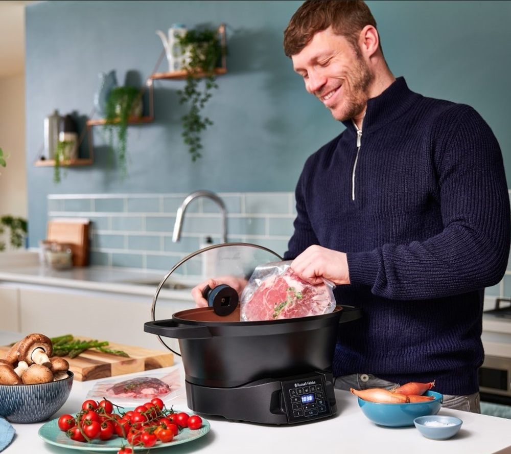Мультиварка Russell Hobbs 28270-56 черный