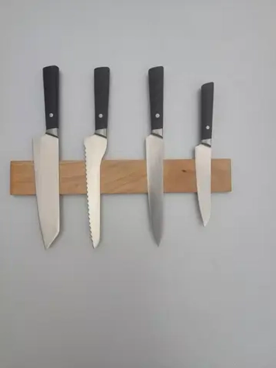 Магнитный держатель для ножей