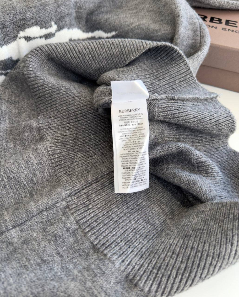 Свитер Burberry