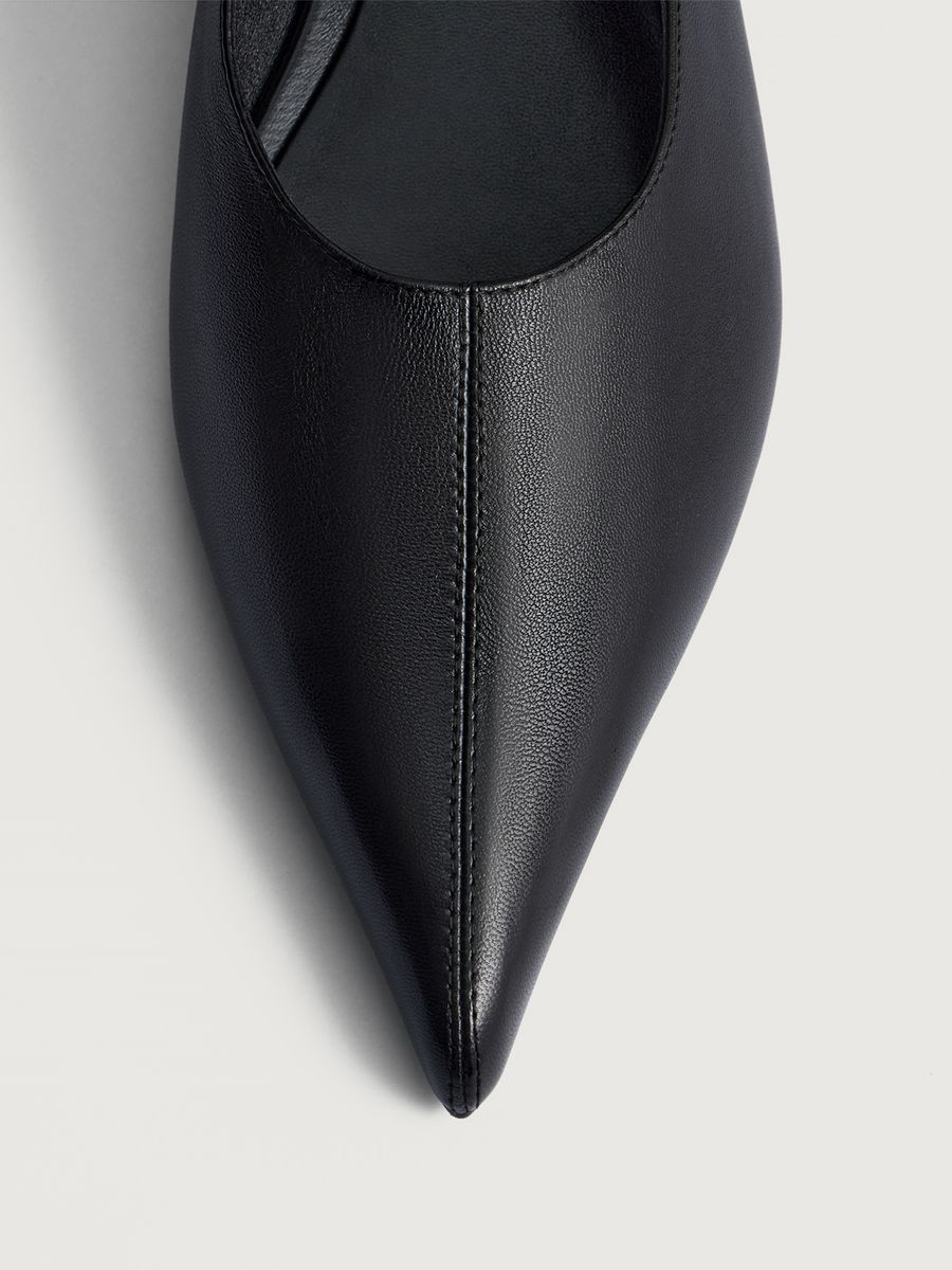 Туфли с фигурной танкеткой «Геометрия линий»