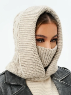 Капор вязаный теплый