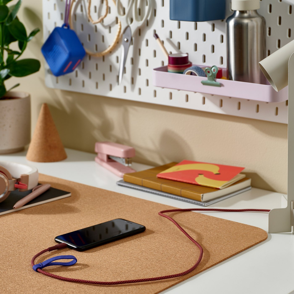 IKEA LILLHULT  (ИКЕА ЛИЛЛХУЛТ)  -  USB-A на lightning - тёмный красно-коричневый 1.5 м