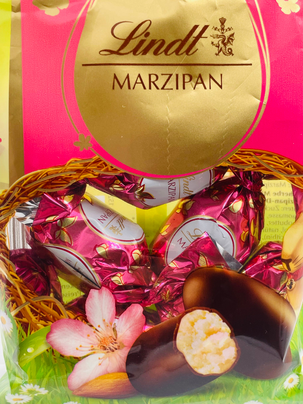 Lindt яйца из темного шоколада с марципановой начинкой Amaretto, 85 г