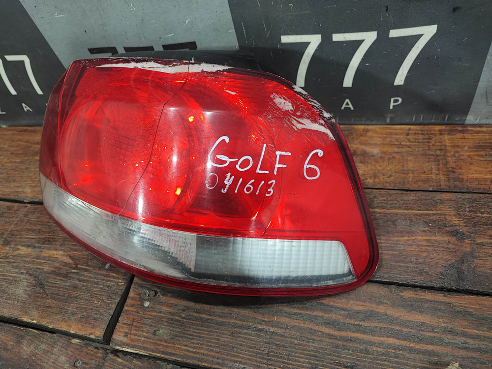 Фонарь задний правый Volkswagen Golf 6 08-12 Б/У Оригинал 5K0945096E