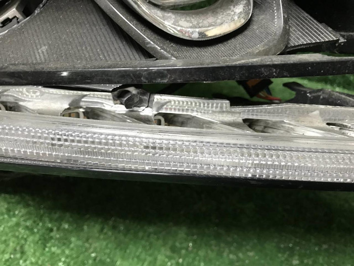 Битая Фара правая Kia Sorento 3 UM Prime 17-20 LED