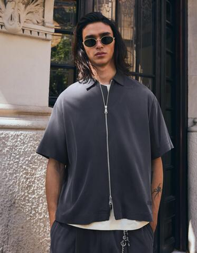 Мужская струящаяся рубашка boxy fit с коротким рукавом - BERSHKA