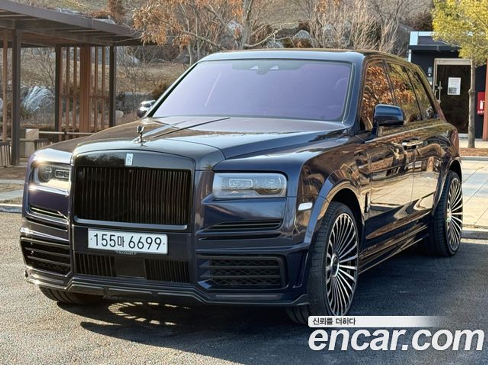 Rolls-Royce Cullinan 6.7 V12 — 2020