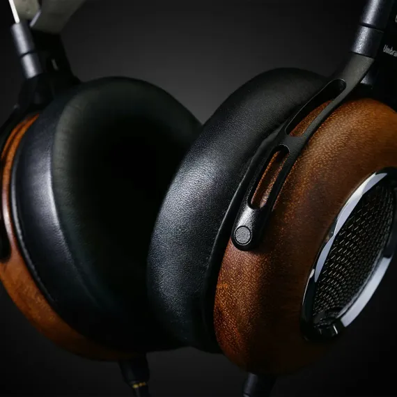Unique Melody Umbral Wood