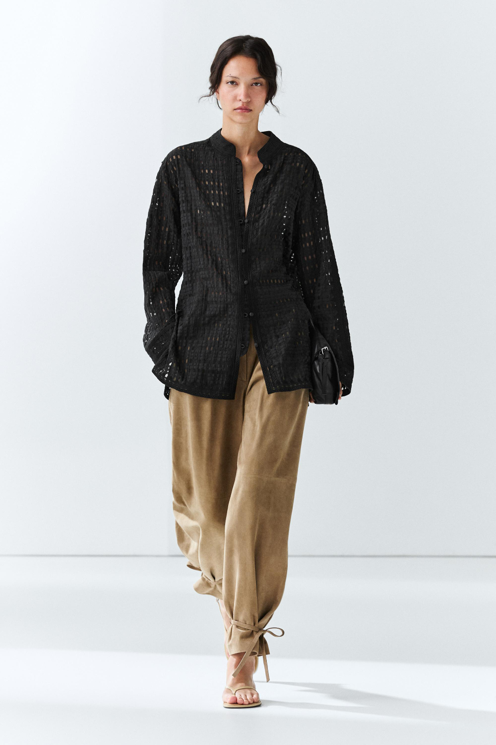 Massimo Dutti Рубашка из струящейся ткани с вышивкой, черный